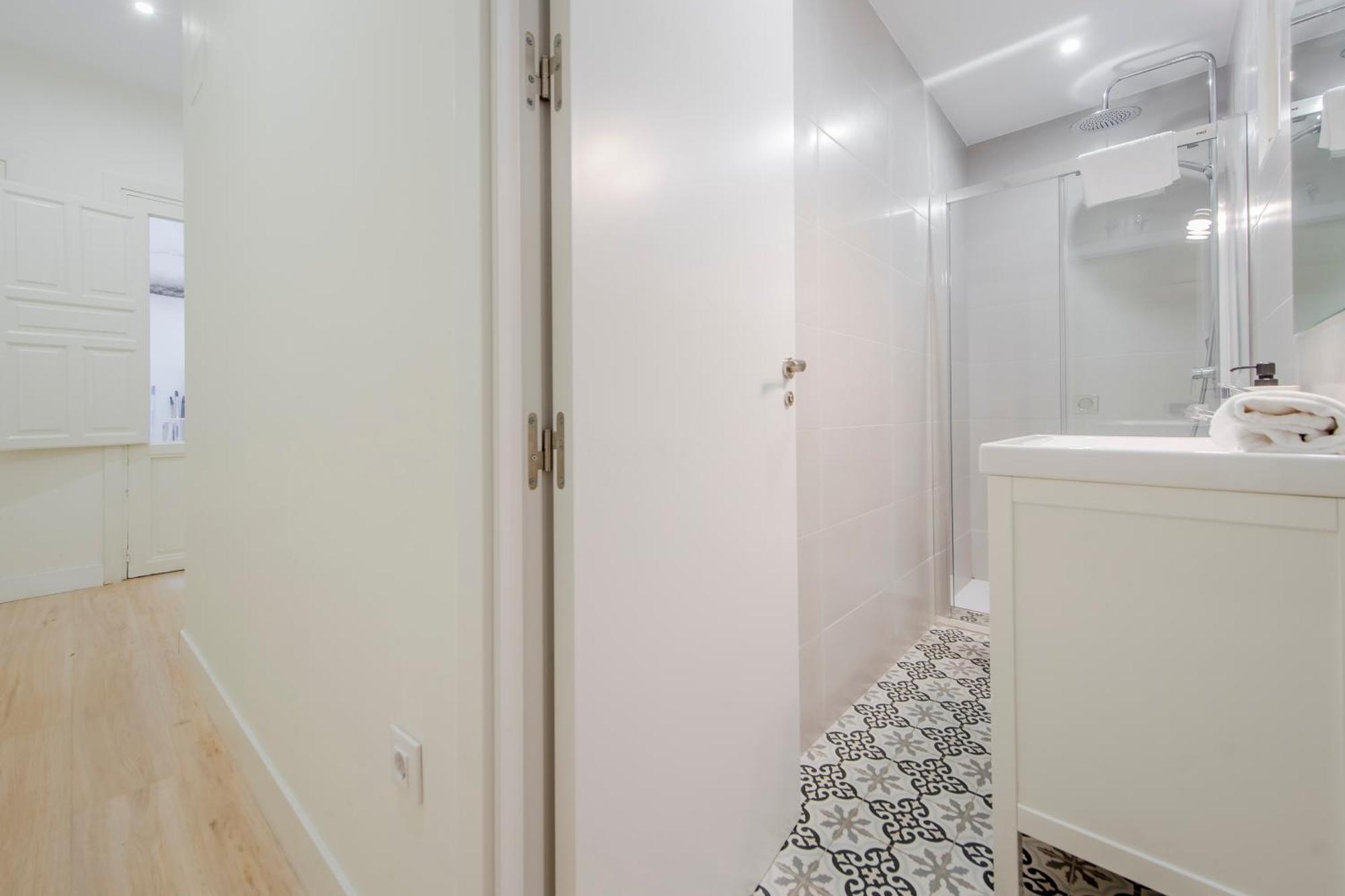Ferienwohnung Nuevo Apt Para 7 Pax En Malasana - Gran Via E1 Madrid Exterior foto